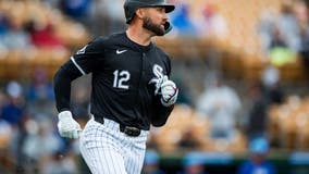 White Sox re-sign OF Kevin Pillar to major league deal