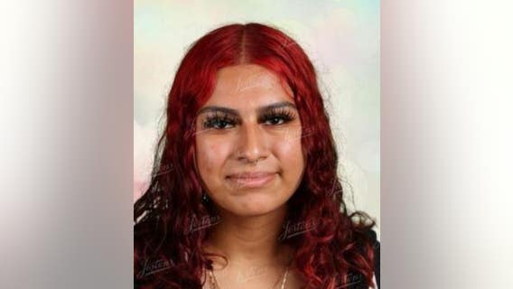 Chicago police seek help finding missing teen in Englewood