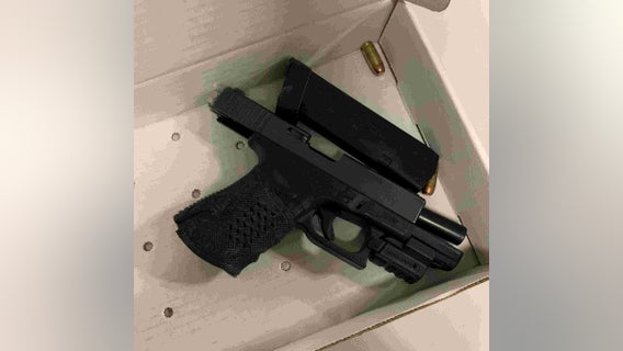 Illinois State Police recovers 'switch' gun after Chicago man allegedly runs from traffic stop