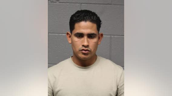Chicago migrant charged with sexually assaulting woman on UIC campus