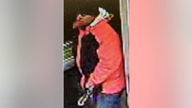 Suburban man on the run after pointing handgun at gas station employee: police