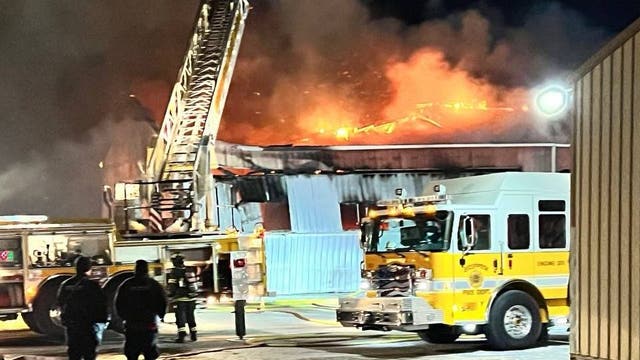 Hangar roof collapses in fire at Griffith-Merrillville Airport