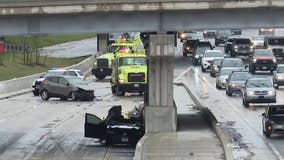 Kennedy Expressway crash in West Loop leaves 1 dead, 3 injured