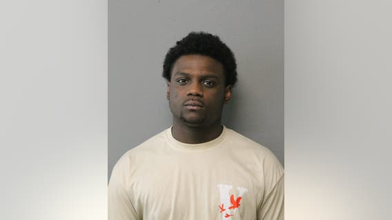 Relative of suspect wanted in Chicago Police Officer Luis M. Huesca's shooting death arrested: CPD