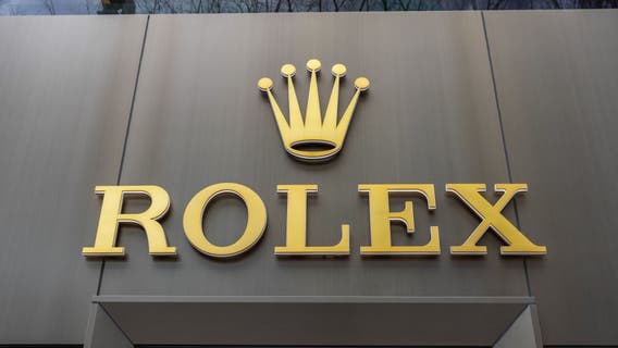 Six men arrested after smash-and-grab at Rolex store in downtown Chicago: police