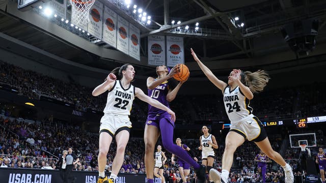 Iowa vs. South Carolina: Where to watch women's NCAA championship in Chicago
