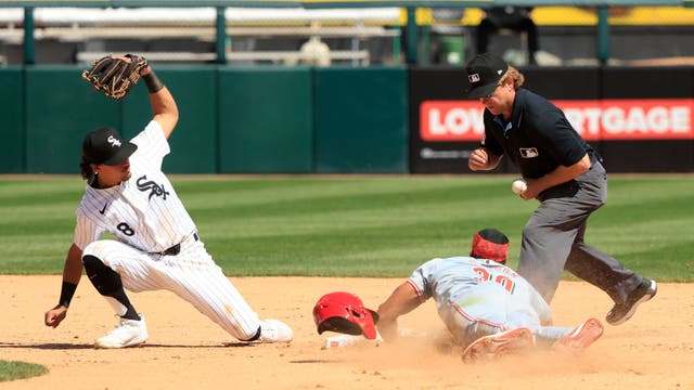 Encarnacion-Strand's 4 RBIs lead Reds over White Sox 11-4, drops Chicago to franchise-worst 2-13