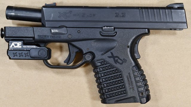 Evanston man and convicted felon faces slew of charges from burglary to unlawful use of a weapon