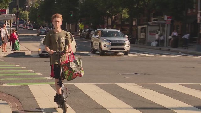 Chicago City Council extends e-scooter hours