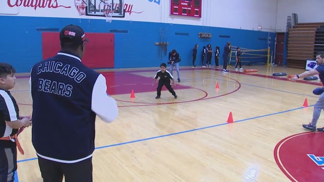 Chicago Bears host flag football event to promote youth sports