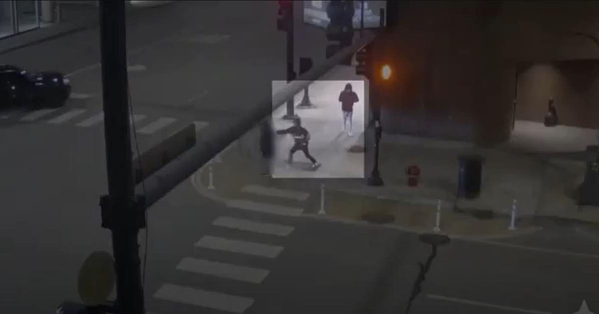 Video shows suspects wanted for robbing at least 5 victims in Chicago ...