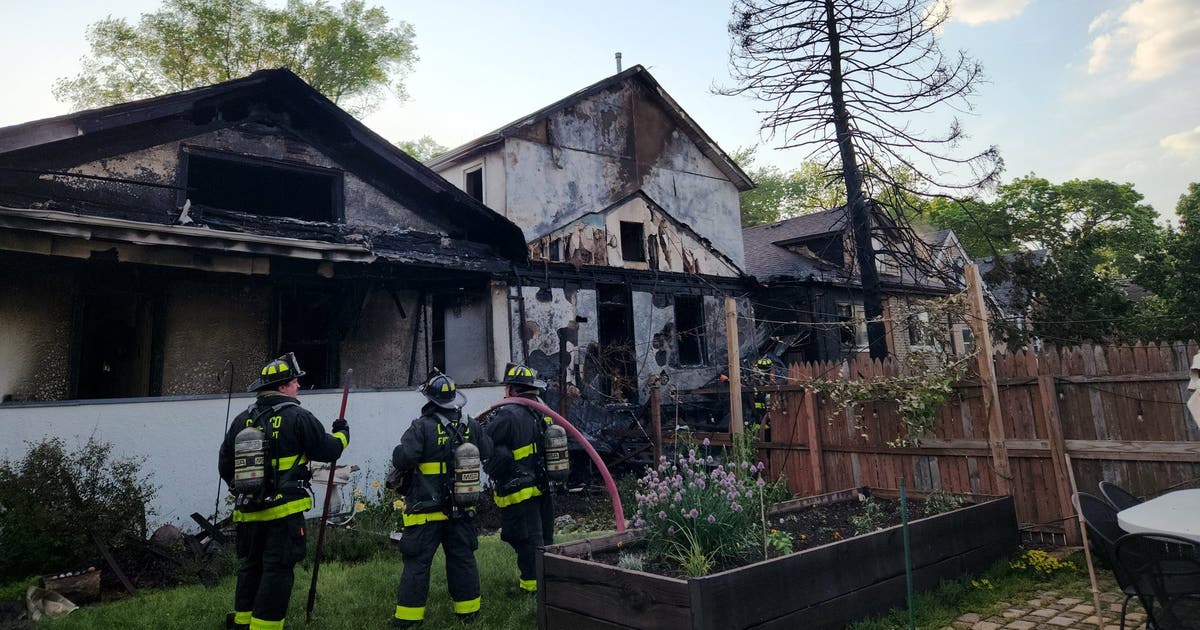 Extra-alarm fire breaks out on Chicago's Northwest Side | FOX 32 Chicago
