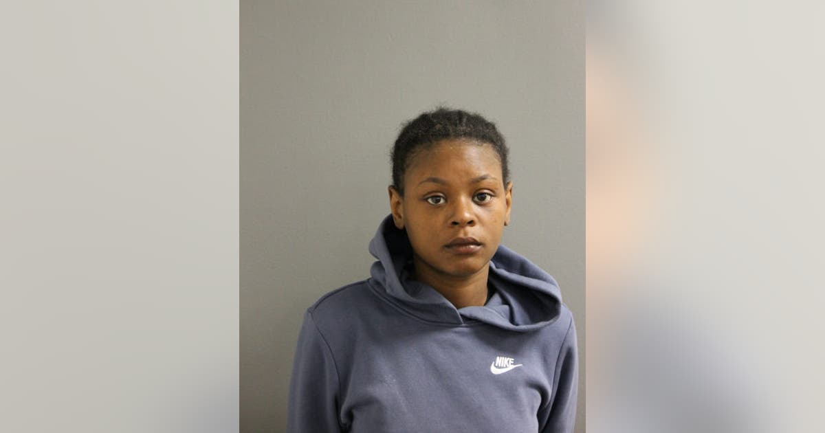 Chicago woman charged in West Side armed carjacking | FOX 32 Chicago