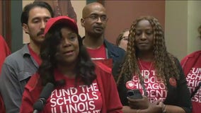 Chicago teachers rally at state capitol for additional $1B in funding