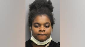 Chicago woman accused of carjacking man at gunpoint in Washington Park