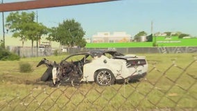 3 suspects flee after crashing into vehicle in Little Village