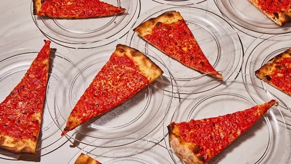 Quigley to DeLauro: Chicago's pizza 'better than anything they have' in New Haven