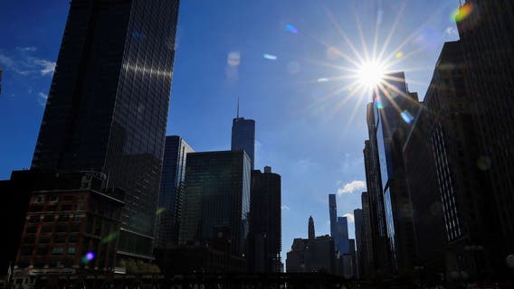 Businesses brace as Chicago shutdown risks grow ahead of deadline