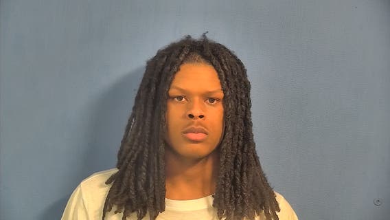 Cook County man charged after bringing loaded gun to Naperville TopGolf