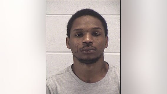 Aurora man, his 2 sisters get prison sentences for battering police officer during traffic stop