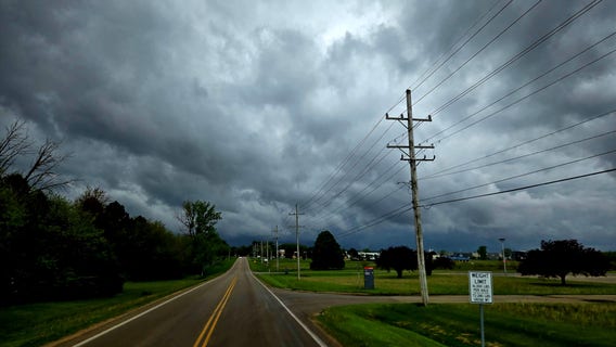 Chicago weather: Storms, hail and damaging winds hit the area