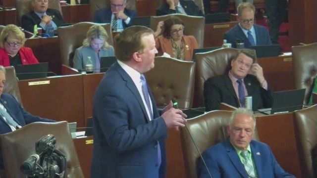 Illinois Senate passes $53 billion state budget