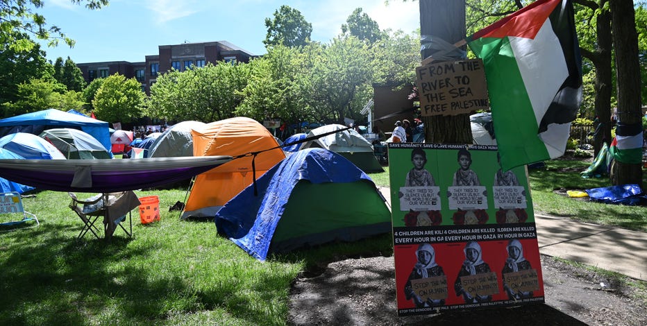 DePaul students, administration reach stalemate in encampment negotiations