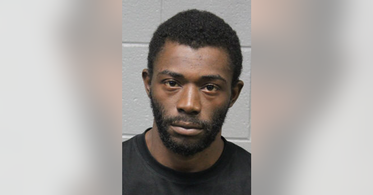 Chicago man arrested 40 minutes after allegedly robbing man downtown ...