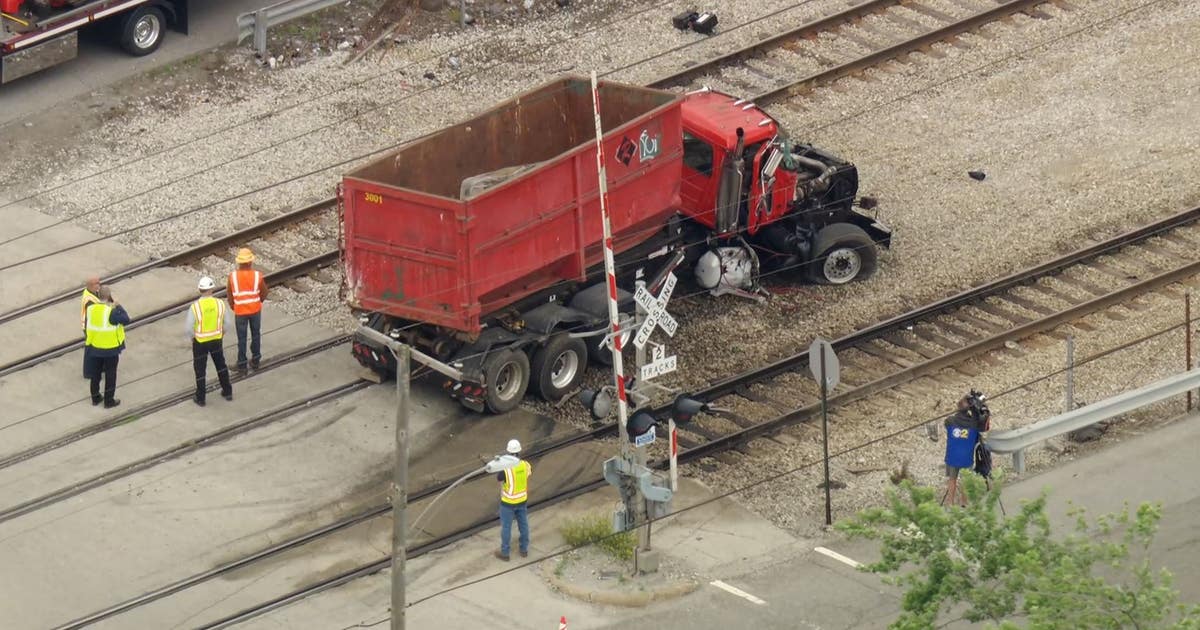 South Shore Line train collides with dump truck in Gary | FOX 32 Chicago