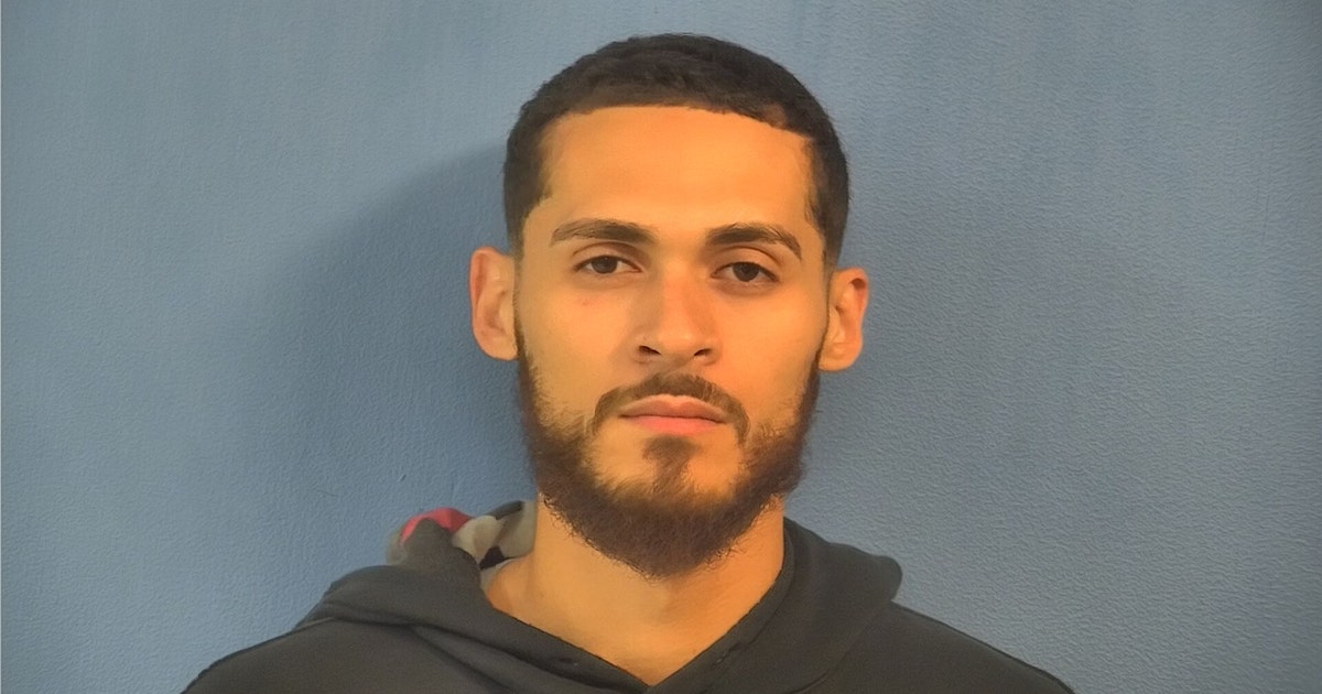 mugshot-carlos-sanchez.jpg?ve=