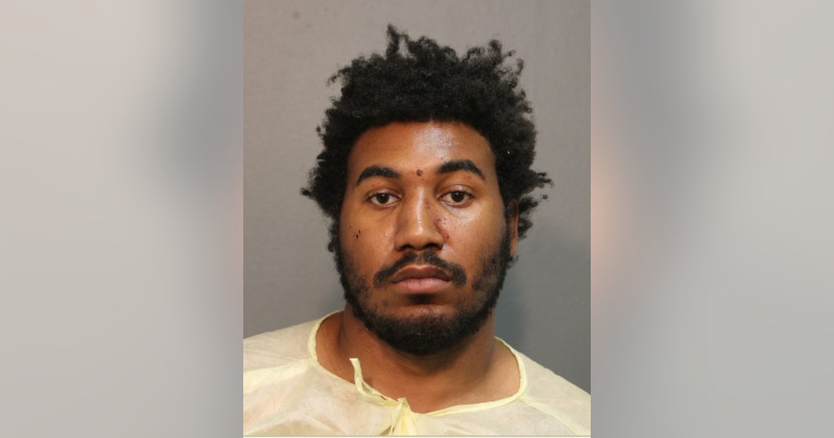 Chicago man arrested for North Side home invasion and stabbing | FOX 32 ...