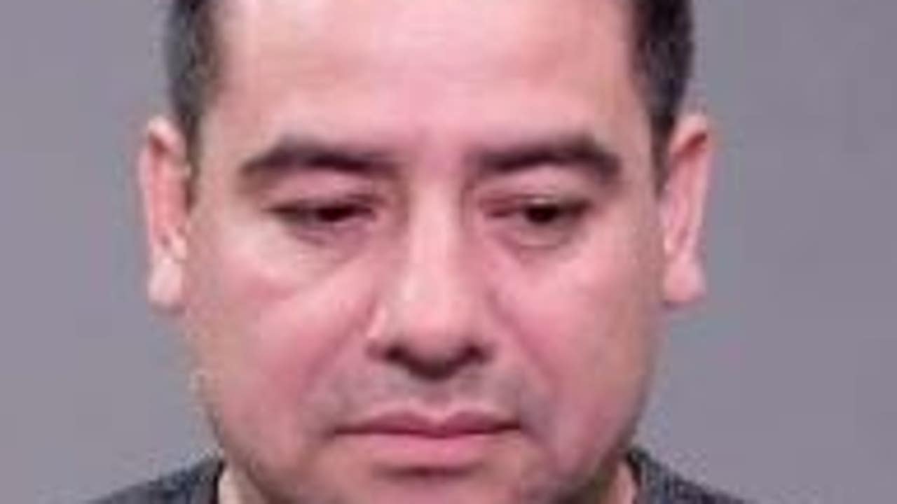 Handyman charged with sexually abusing teenage girl in Joliet