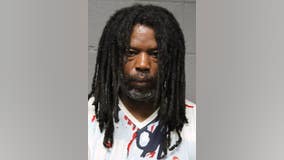 Chicago man charged with stabbing Green Line rider