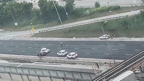 Eisenhower Expressway crash leaves 2 dead, 3 injured