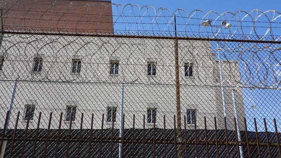 Inmate dies after apparent medical emergency in Cook County Jail: officials
