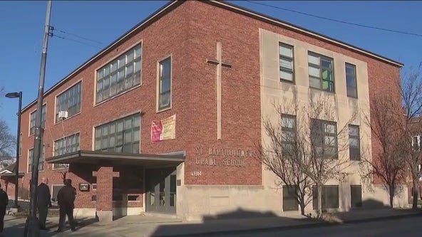Portage Park school converted into migrant shelter, hosting 300 migrants