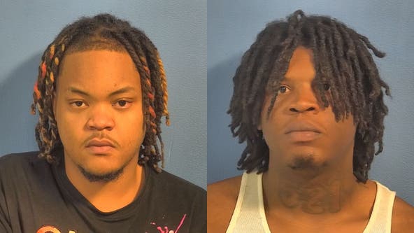 2 suburban men arrested on unrelated gun charges minutes apart in Naperville