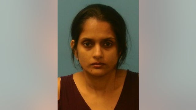 Naperville woman used young daughters to steal hundreds of items from Yorktown JCPenney: prosecutors