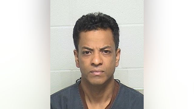 Mundelein man threatened neighbor with knife, barricaded himself inside home for an hour: police