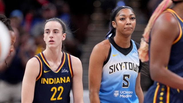 CBS to show 2 primetime matchups between Caitlin Clark and Indiana vs Angel Reese and Chicago