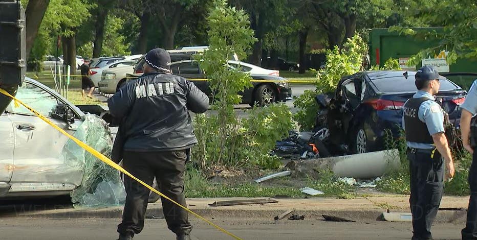 2 killed, 2 seriously injured in crash near Cook County Jail