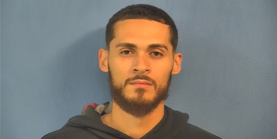 Carol Stream father accused of road rage shooting in front of 6-year-old son remains in custody