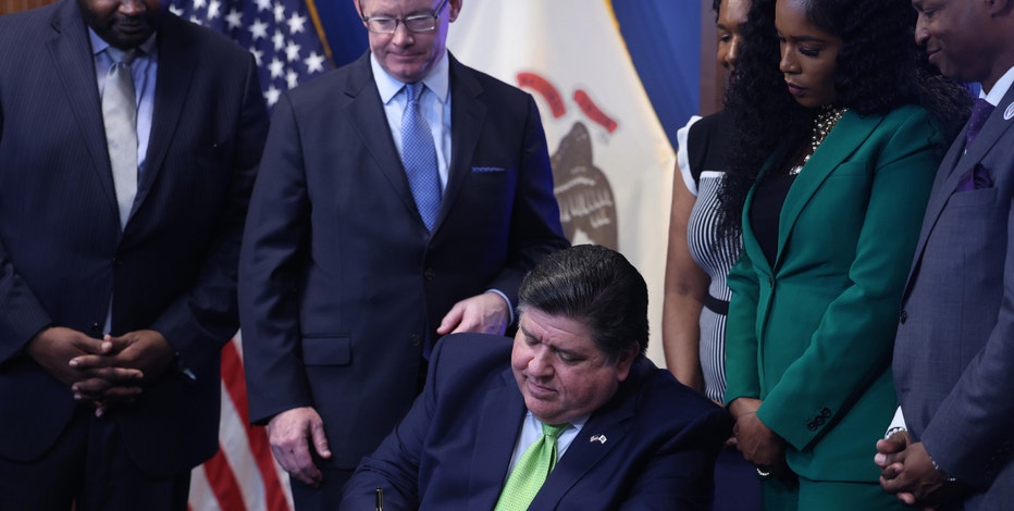 Illinois budget includes hefty taxes, but not on 'everyday ordinary taxpayers,' Democrats say