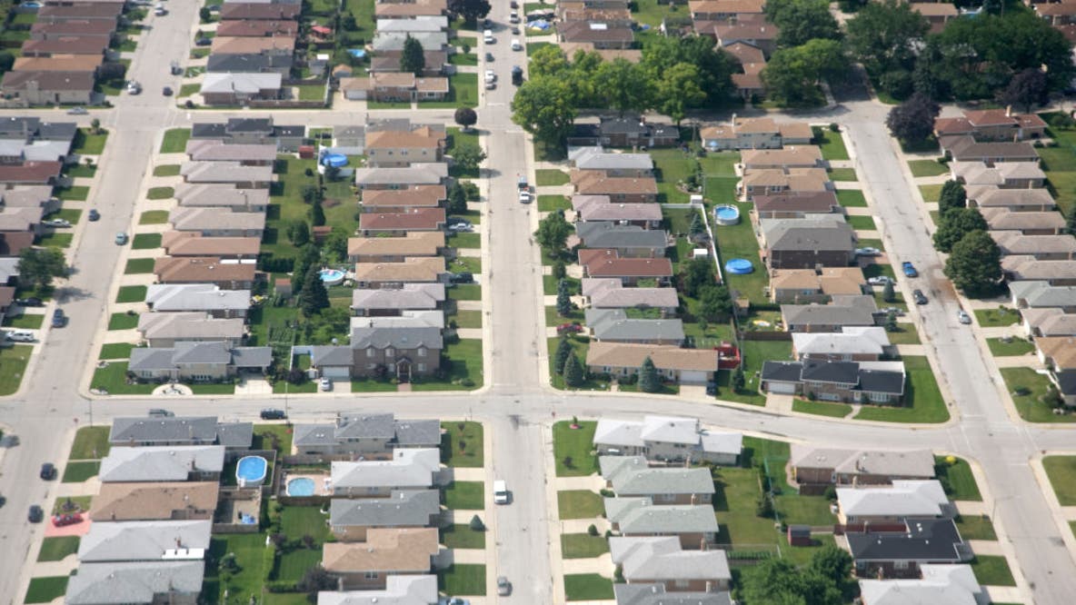 Chicago suburbs dominate list of Illinois' 10 safest cities for 2026