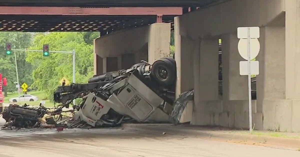Semi truck driver killed in rollover crash on I-80; Kedzie Avenue ...