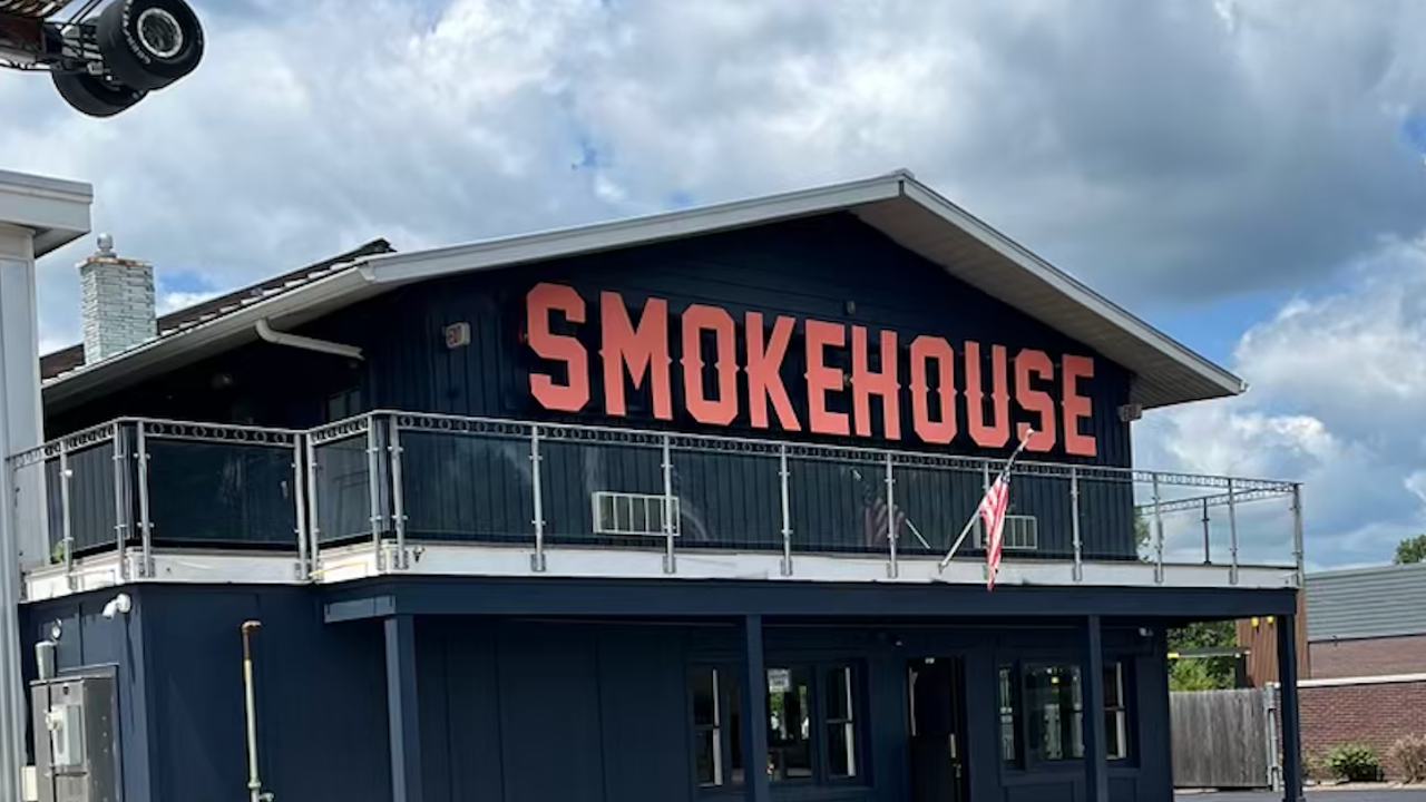 Illinois’ first dispensary with dockside service opens in Chicago suburb Illinois’ first dispensary with dockside service opens in Chicago suburb