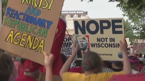 Hundreds rally in Milwaukee during RNC