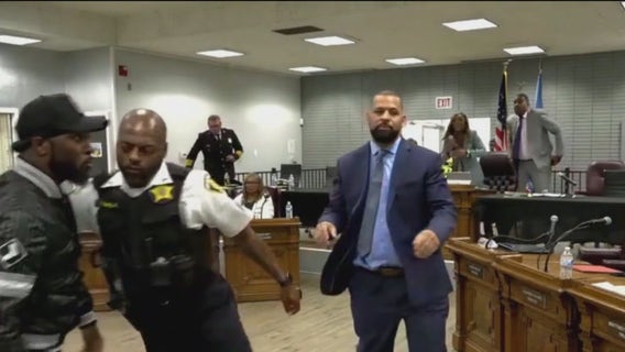 Dolton meeting gets tense as activist Jedidiah Brown calls out Andrew Holmes over sexual assault allegations