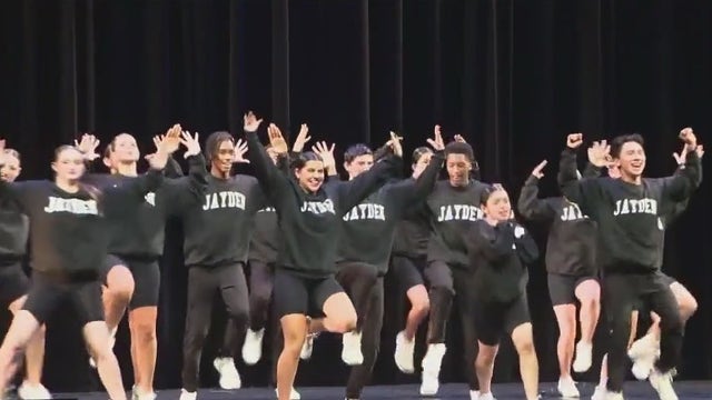 North Side dance school honors slain student with special performance