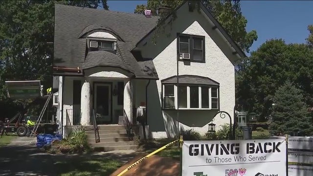 Cook County veteran gifted new roof from local contractor: 'It was like winning the lottery'